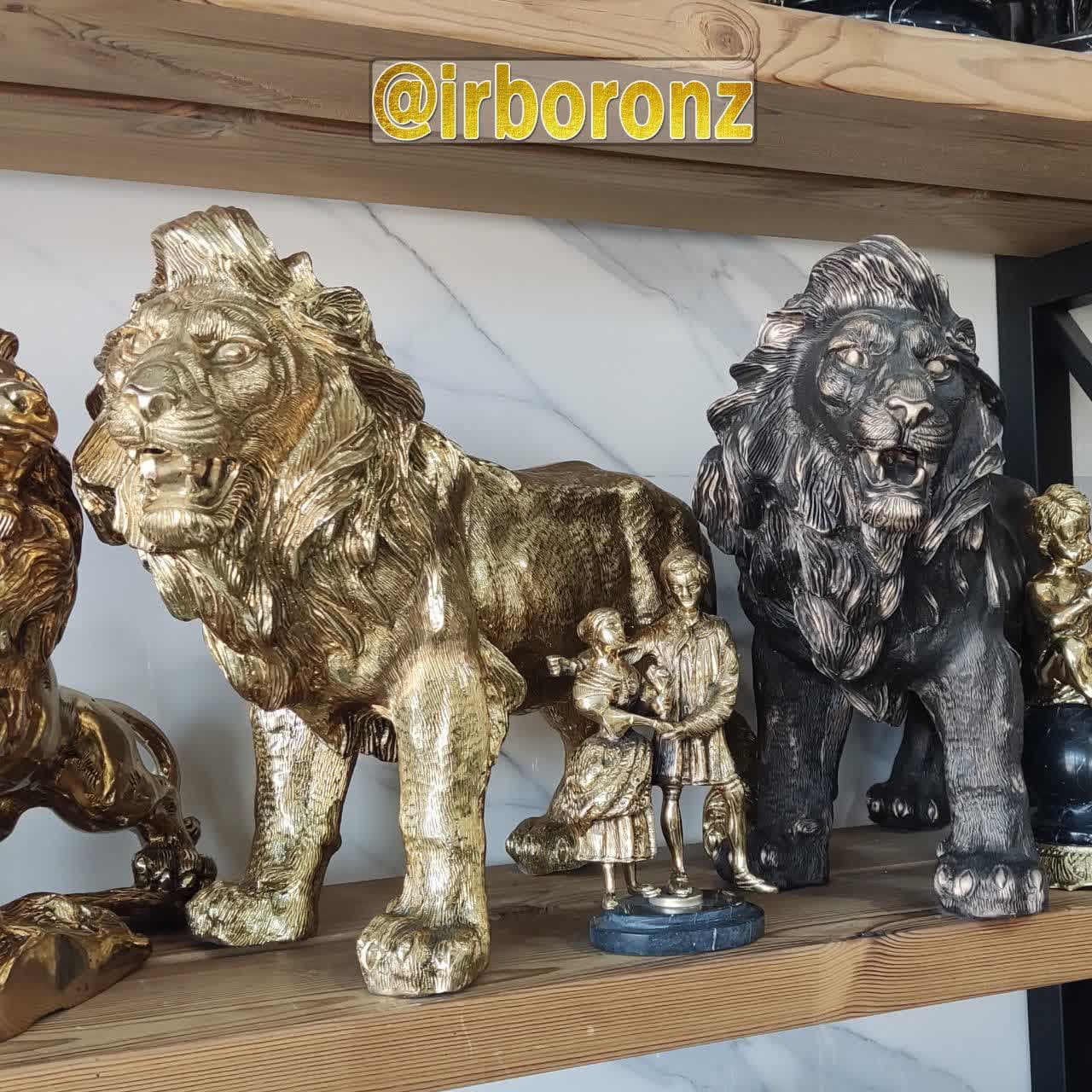 مجسمه شیر درنده برنجی قلم خورده بزرگ