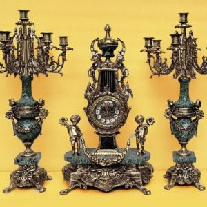 ساعت شمعدان خروسی برنجی با سنگ سبز